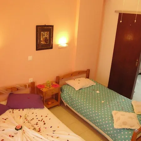Annas Apartman *